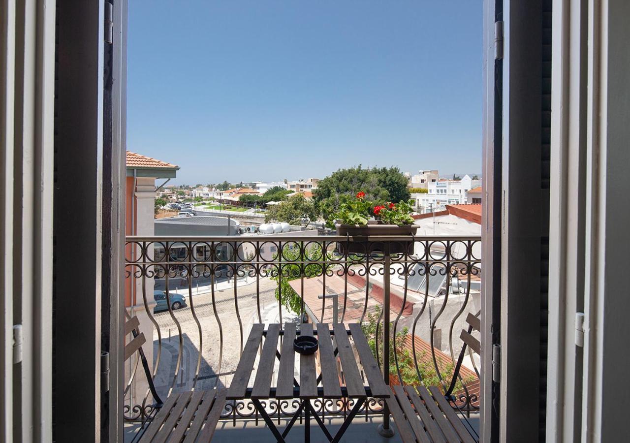 Studio mit Balkon